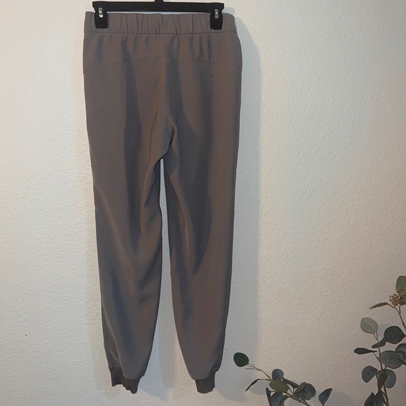 Lululemon on the fly joggers - Picture 1 of 3